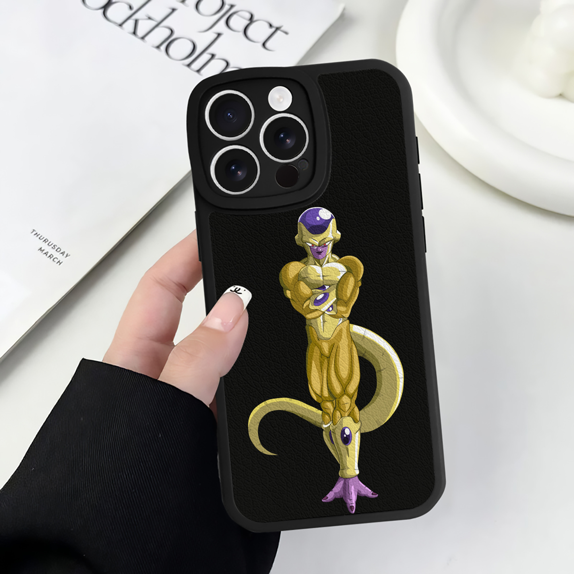 （画像用） ドラゴンボール フリーザ DRAGON BALL Frieza 【iPhone 16シリーズ対応】シリコンスマホケース（レザー調） 材質：シリコン